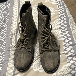 Army boots